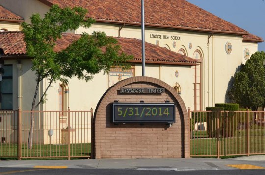 Lemoore High School gets the votes, earns $8,000 from The Follette Challenge for unique 'Senior Exit Day' video Lemoore High School's library won $8,000 in the recent Follett Challenge. The school received over 1,700 votes to finish in the top 10 in the country.